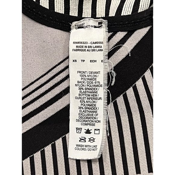 Nike FE/NOM Flyknit Women's High-Support Non-Padded Sports Bra- Black/Grey/White - Picture 4 of 6